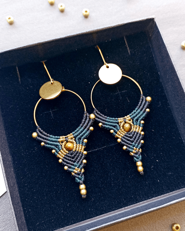 Boucles d'oreilles "Intuition pointe", bleu canard