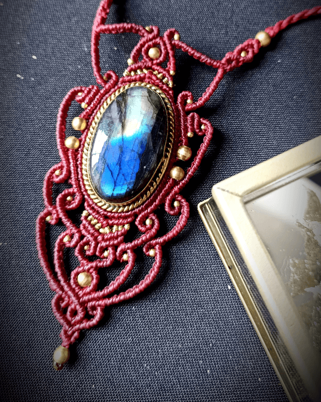 Pendentif en labradorite, "Prendre Soin de Soi"