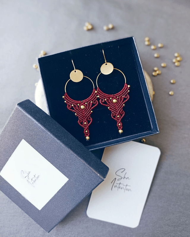 Boucles d'oreilles "Intuition couleur uni", rouge ou noir
