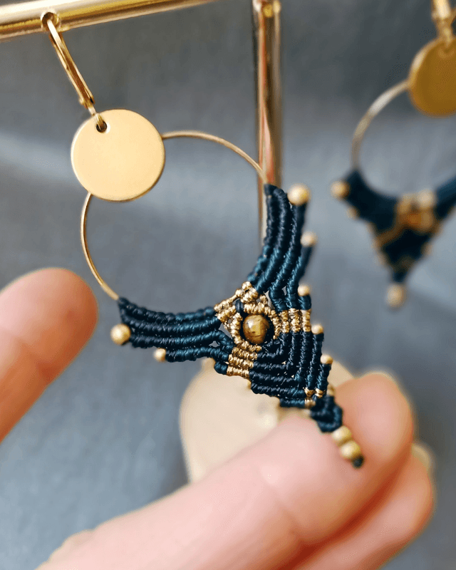 Boucles d'oreilles "Intuition pointe", bleu canard
